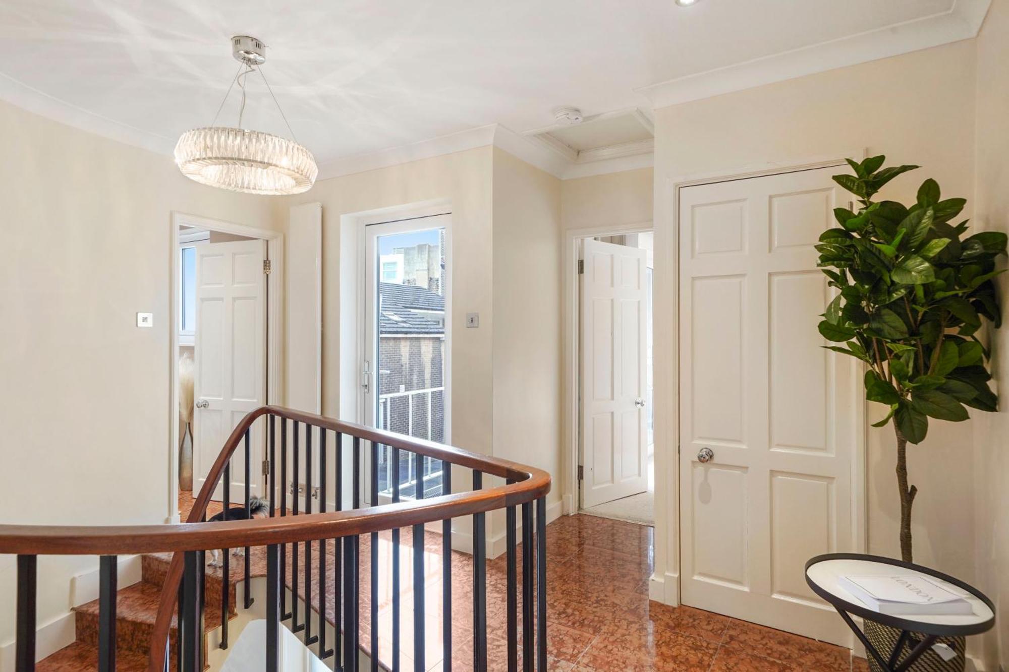 הוילה Mews House London With Private Patio & Parking מראה חיצוני תמונה