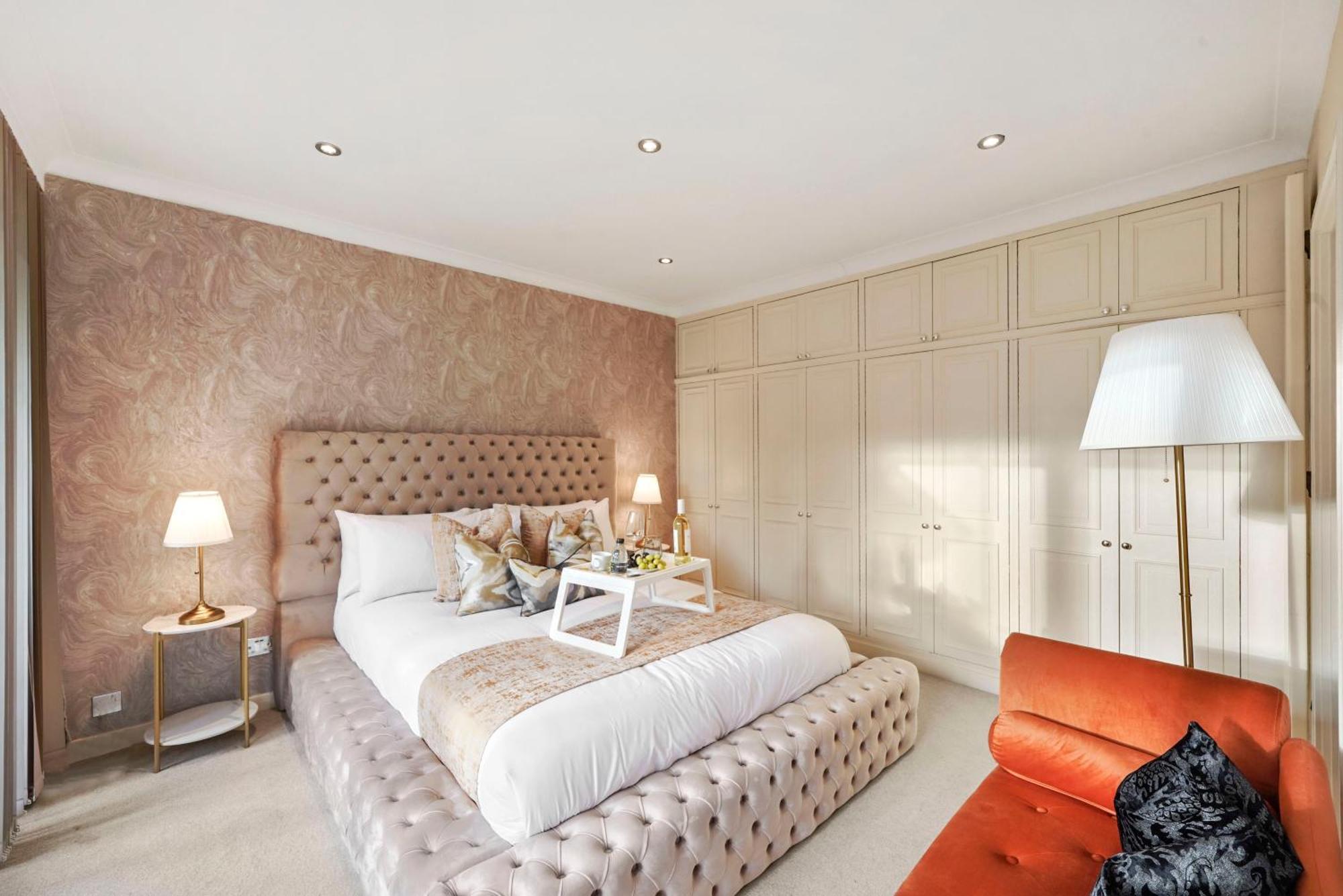 הוילה Mews House London With Private Patio & Parking מראה חיצוני תמונה